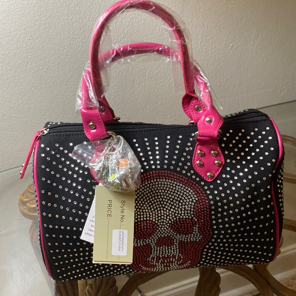Ladies Across the Shoulder Hand Bag.